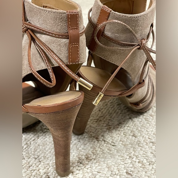 Size 7, Franco Sarto 4” Heeled, Peep-Toe Booties with Brown Leather Tie Detail - Picture 5 of 6